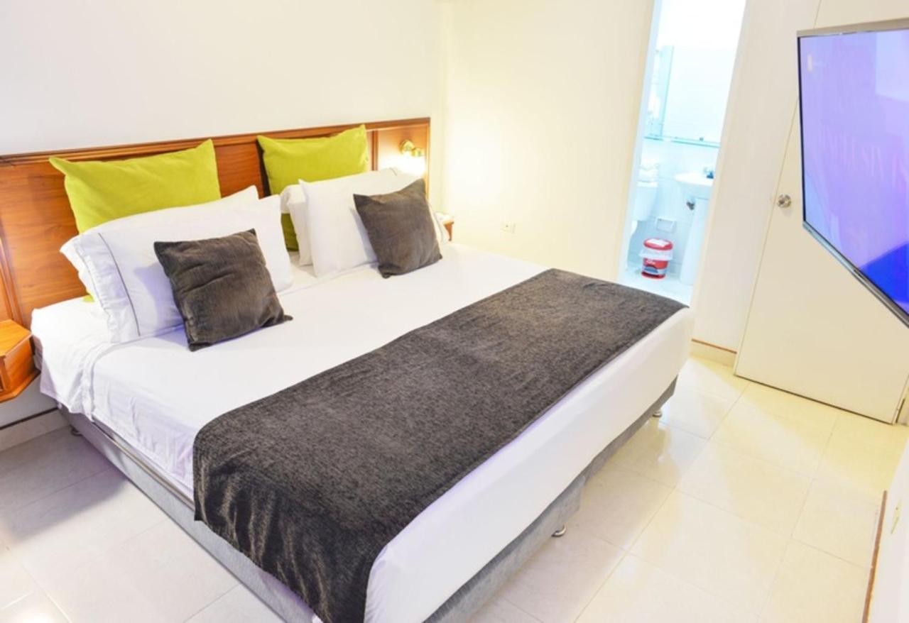 Hotel Thama Palmira  Buitenkant foto