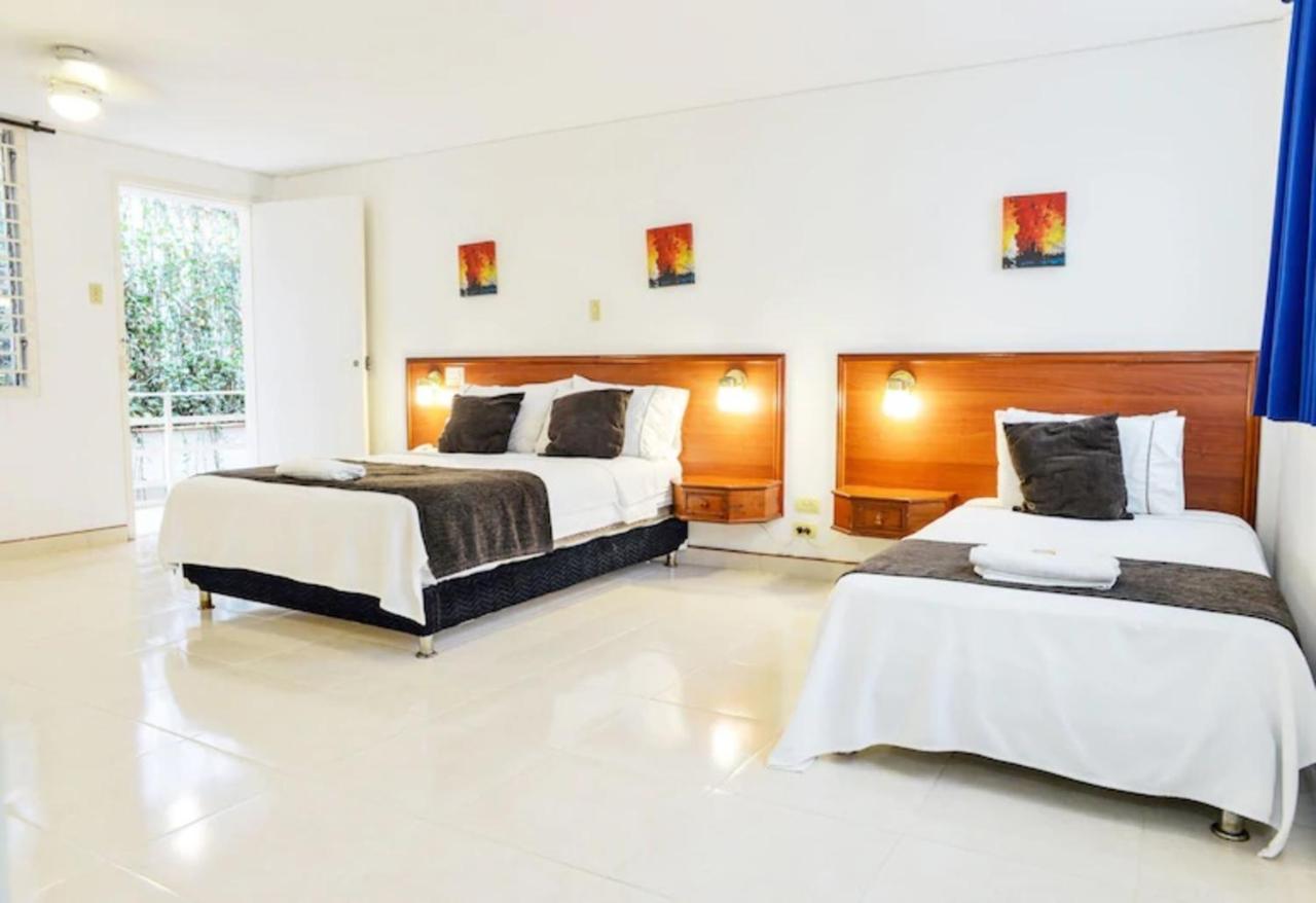 Hotel Thama Palmira  Buitenkant foto